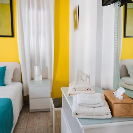 דירה Alexis - Modern 2-bedroom With Swimming Pool *