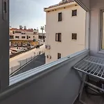 Alexis - Modern 2-bedroom With Swimming Pool Apartmán *